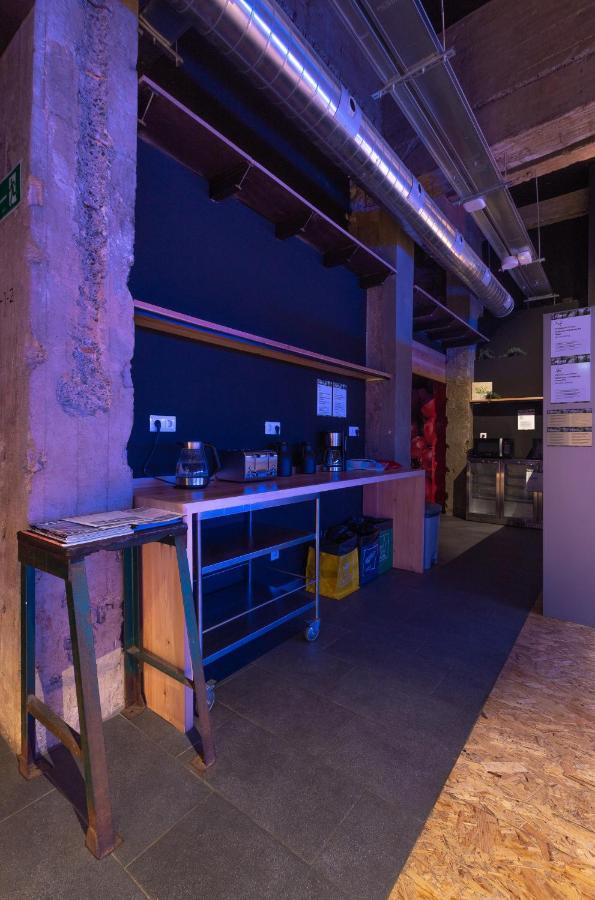 Ekoos Hostel, Bilbao Eko Hostel Ngoại thất bức ảnh