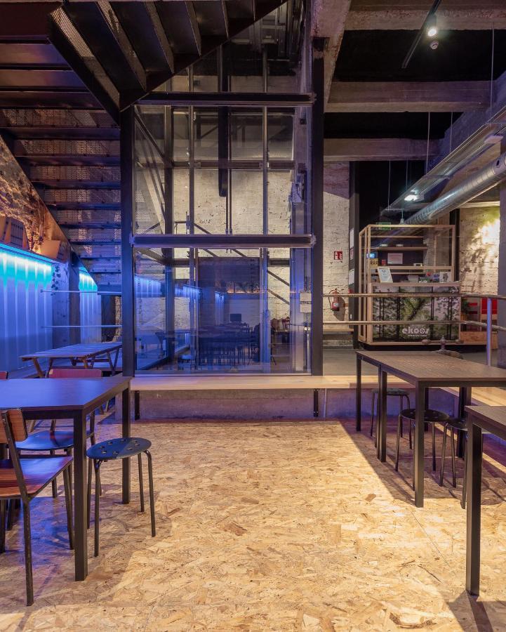 Ekoos Hostel, Bilbao Eko Hostel Ngoại thất bức ảnh